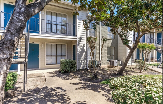 Vista exterior - Waverly Apts