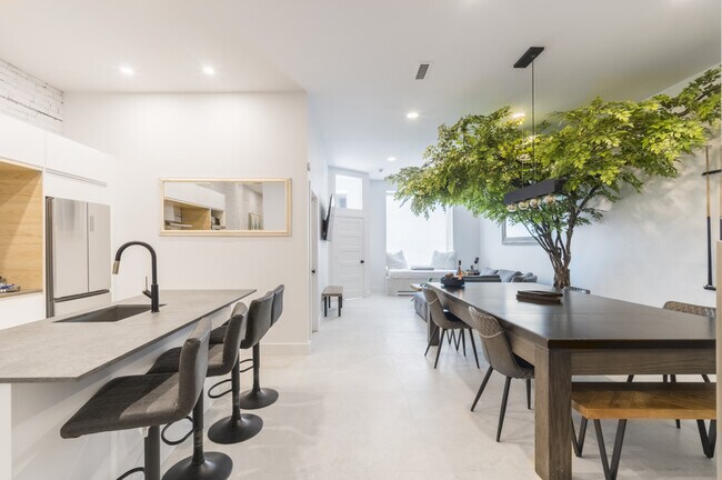 Photo - 4107 QC-335 Unit ID1061559P