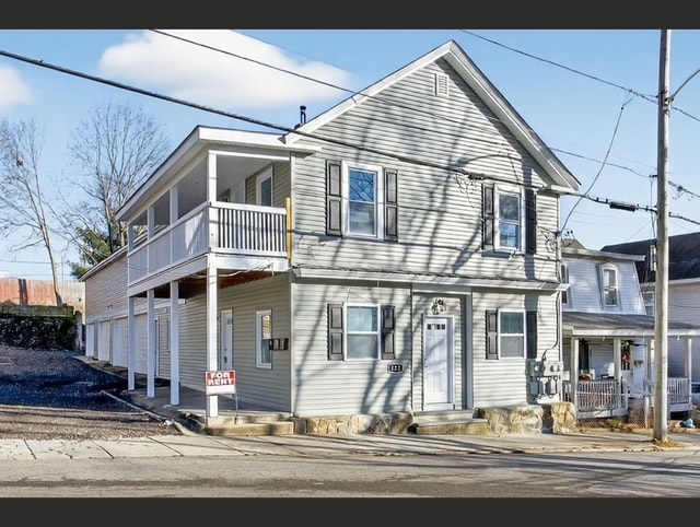 Building Photo - 122 Brookside Ave Unit 1