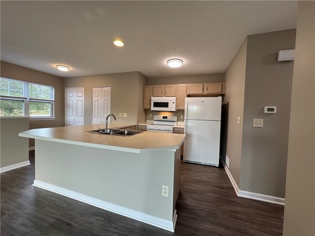 Photo - 1301 Hill Park Ct