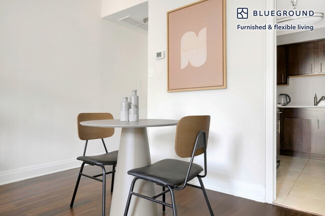 Photo - 200 E Chestnut St Unit FL16-ID623