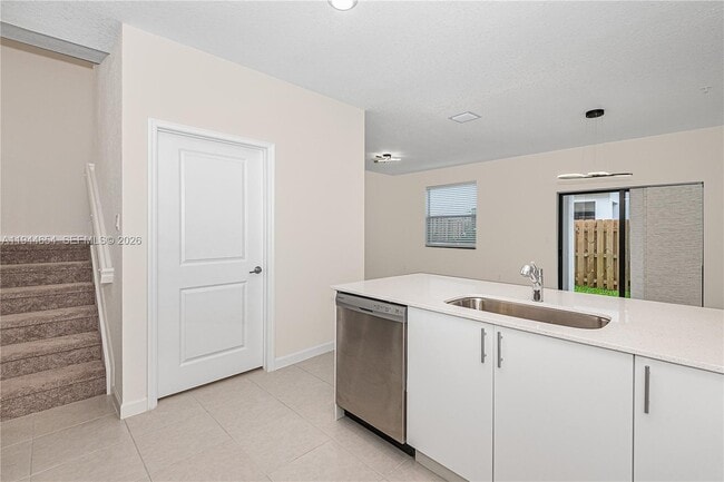 Photo - 261 SW 159th Ct