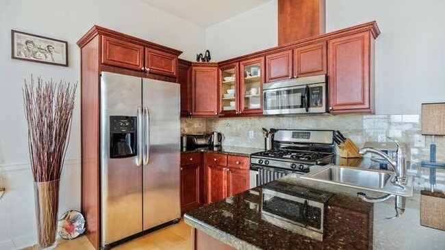 Photo - 769 Montgomery St Unit 605