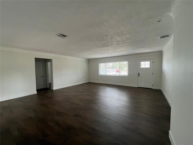 Photo - 5398 27th Ave N