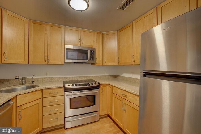 Photo - 4601 N Park Ave Unit 1602-B