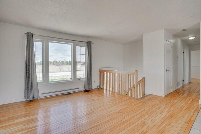 Photo - 736 Av. Gatineau