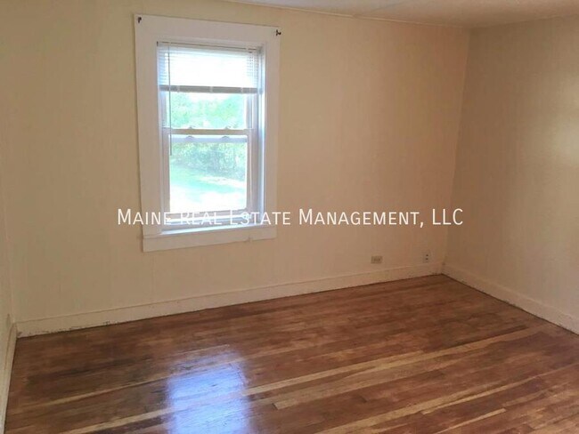 Photo - 35 Coldbrook Rd