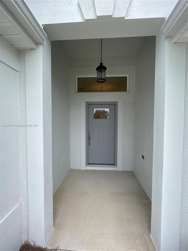 Photo - 4822 Okahumpka Run