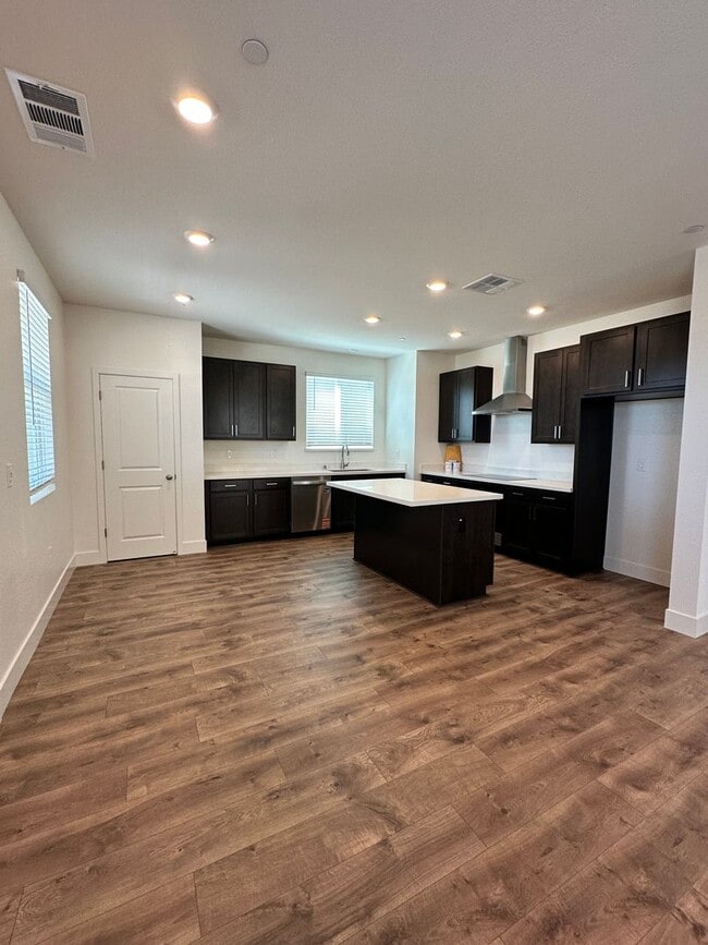 7820 Rivermeadow Wy