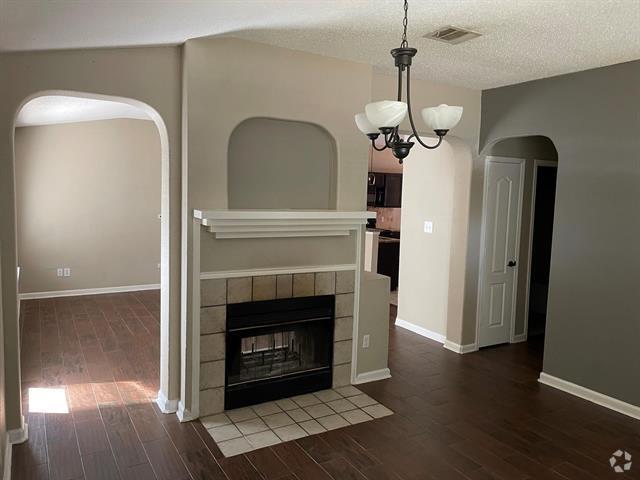 Building Photo - 1416 Ross Dr Rental