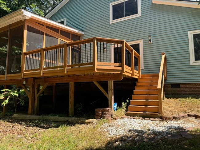 3/4 Bedroom Single Family Home right off M... - 3/4 Bedroom Single Family Home right off M...