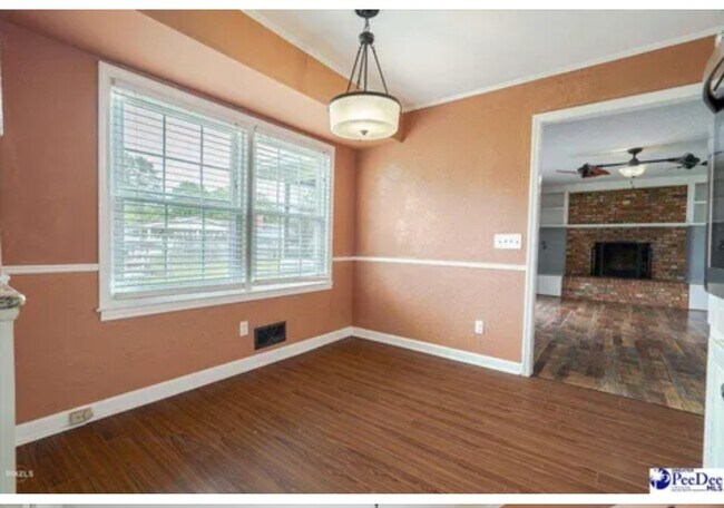 Photo - 1211 3rd Loop Rd