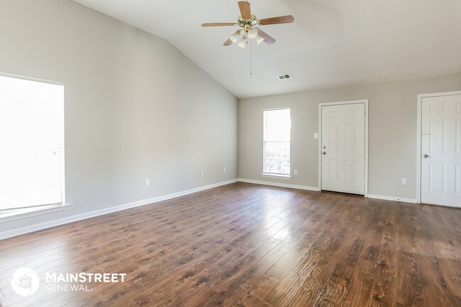 Photo - Apply Today - Move In Specials!