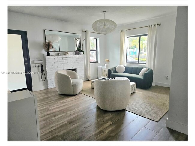 Photo - 3439 Percival Ave