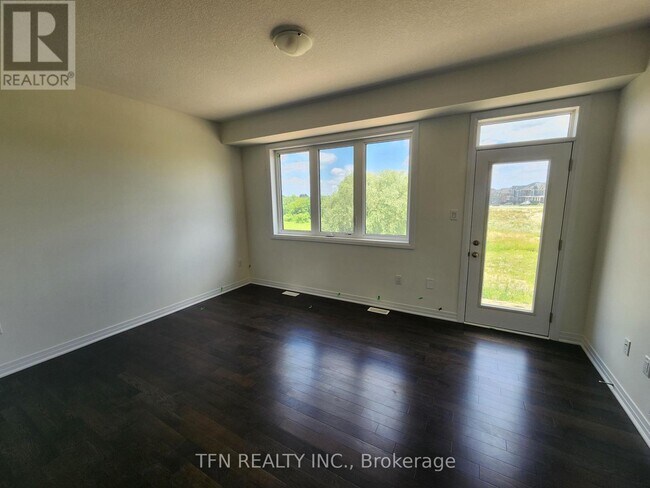 Photo - 142 Holder Dr
