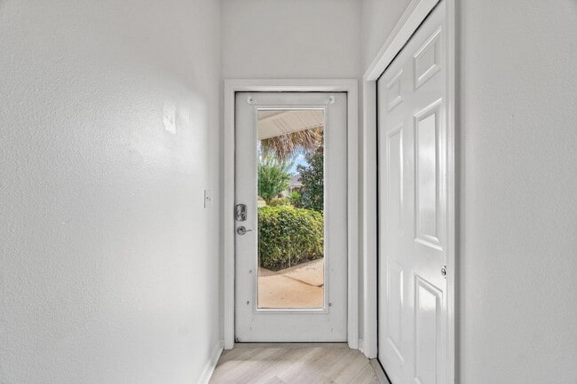 47 White Heron Dr