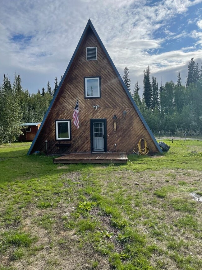 2 Bed, 1 Bath A-Frame for Rent! - 2 Bed, 1 Bath A-Frame for Rent! House