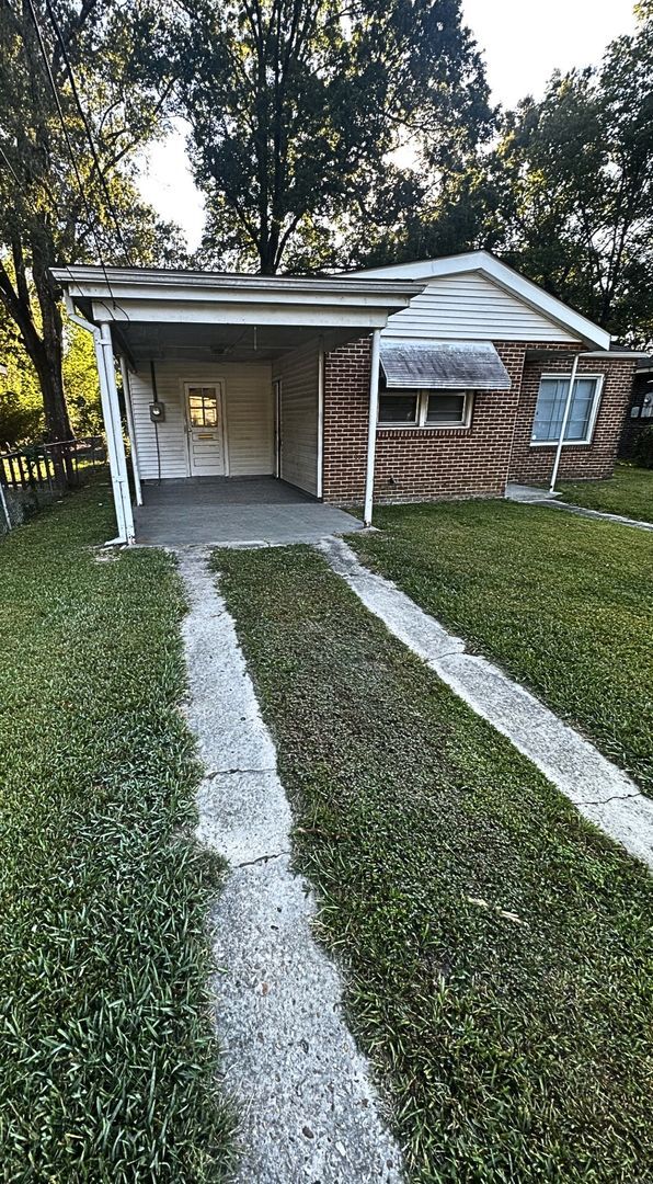 Photo - Mesmorizing 3 Bedroom