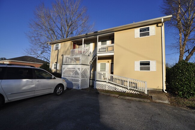 Old Highway 431 2979 - Old Highway 431 2979 Apartment Unit D