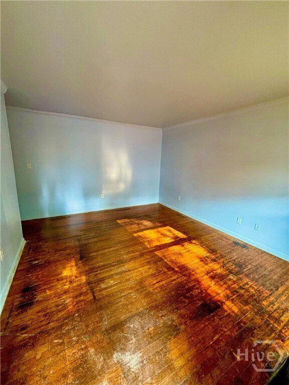 Photo - 315 Woodridge Cir