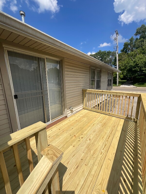 Photo - 416 E Hillside Dr