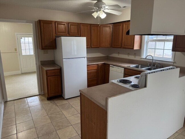 Photo - 125 Tar Heel Dr