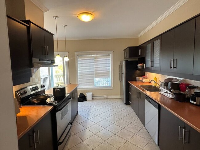 Photo - Trimble Court