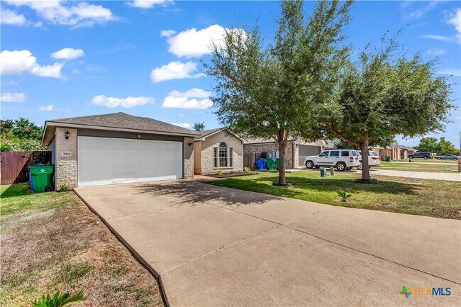 3004 Don Hill Ln