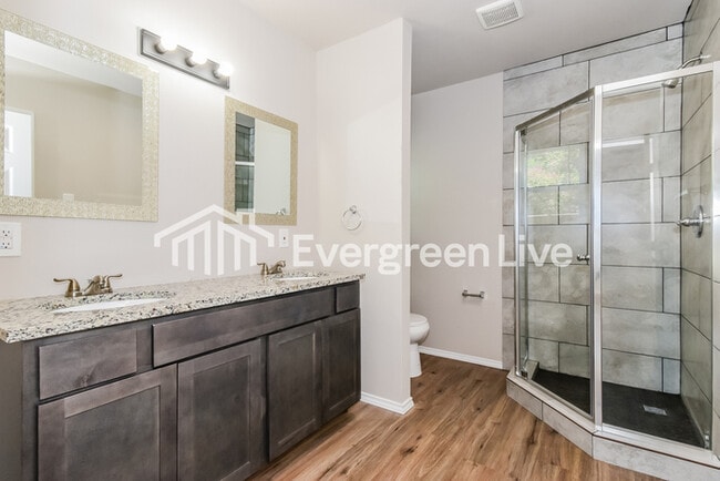 Photo - 3504 Hilton Dr