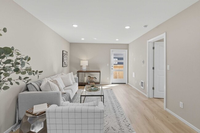 Photo - 3Bd/3Ba Seattle Home
