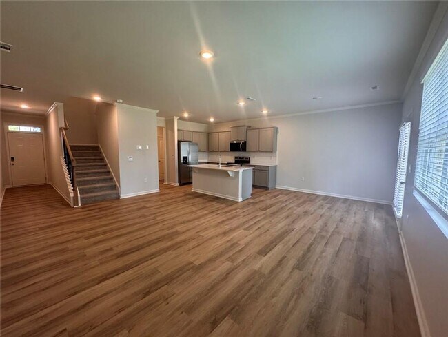 Photo - 22 Berryville Dr