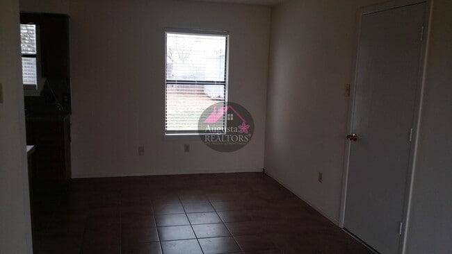 Photo - Affordable 3 bedroom in Wylie!