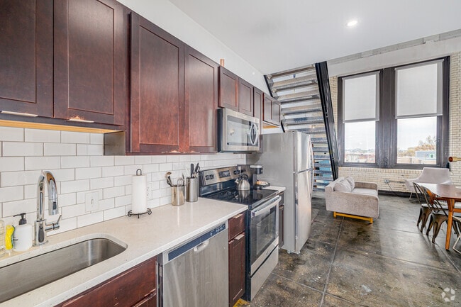 3BR, 2BA - 1,255SF - Kitchen - West Lofts Apartments