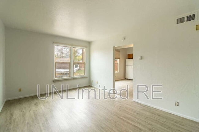 Photo - 611 W Grand Canyon Ave