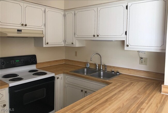 Photo - 3306 SW 7th Pl