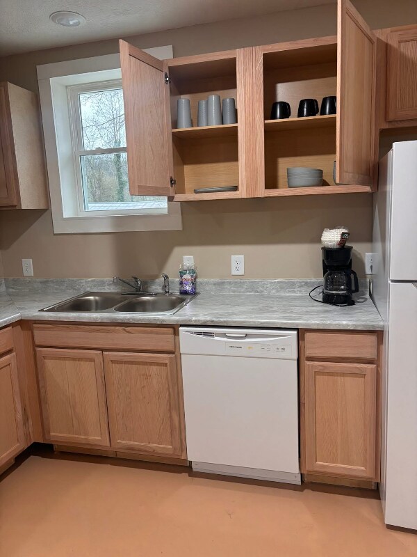 Photo - 212 Water St Unit 2