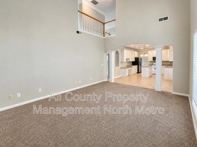 Photo - 550 Elgaen Ct