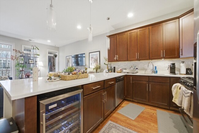 Photo - 2114 W Rice St Unit 2C