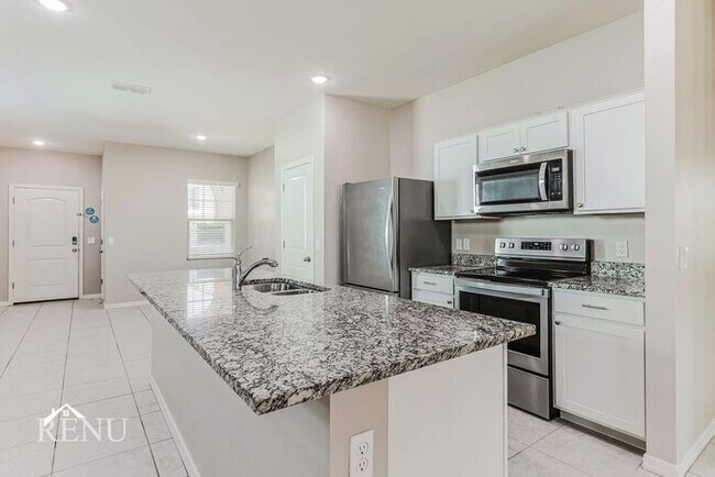 Photo - 35271 W San Capistrano Ave