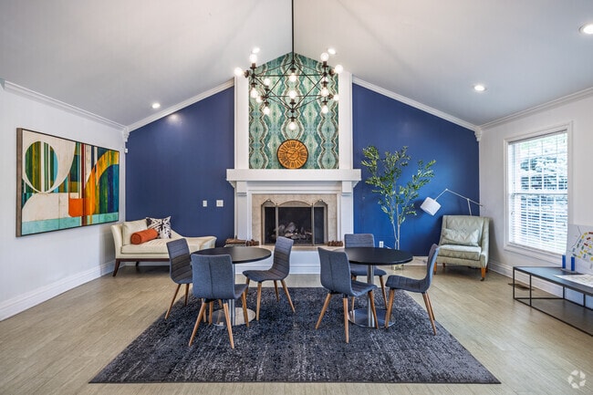 Casa club - Lakeshore Apartments