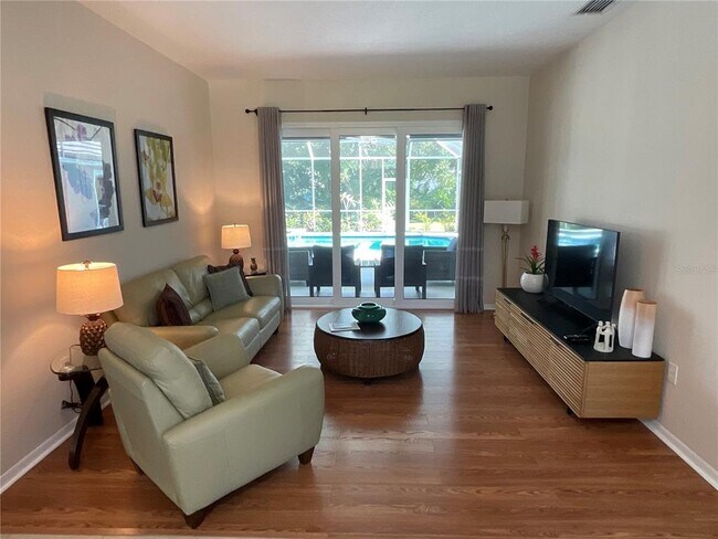 Photo - 1088 Hoover Cir