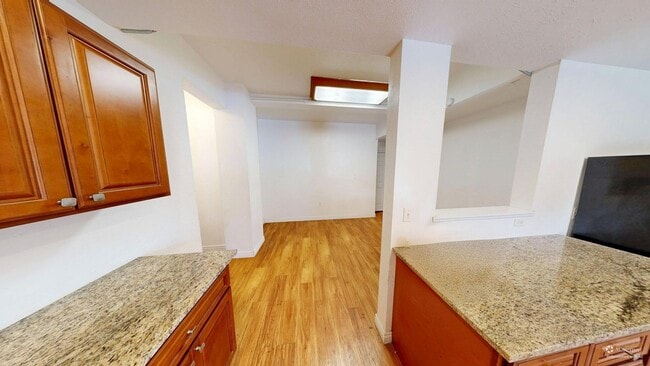 Photo - 1105 11th St Unit 2