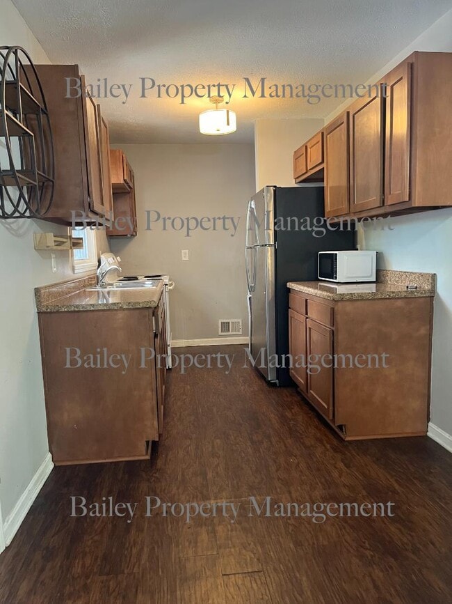 Photo - 6357 Doe Run Rd