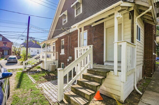 Photo - 288 E 13th Ave