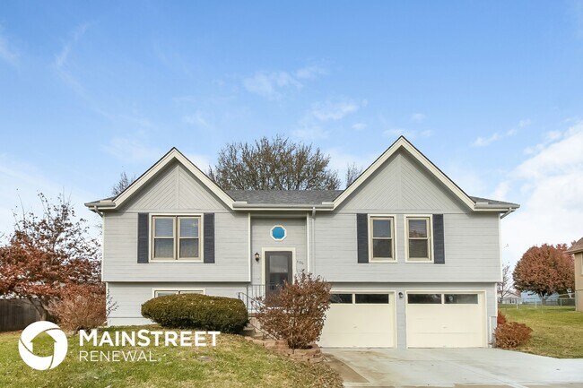 Photo - 406 W 19th St