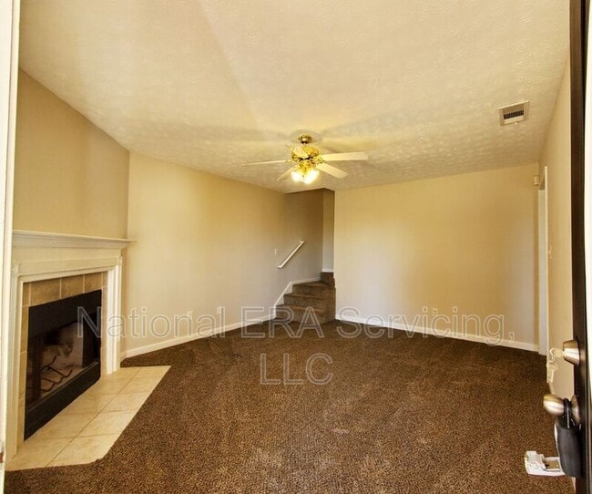 Photo - 97 Livingston Ln