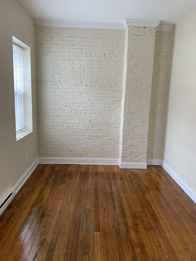 Photo - 882 Huntington Ave