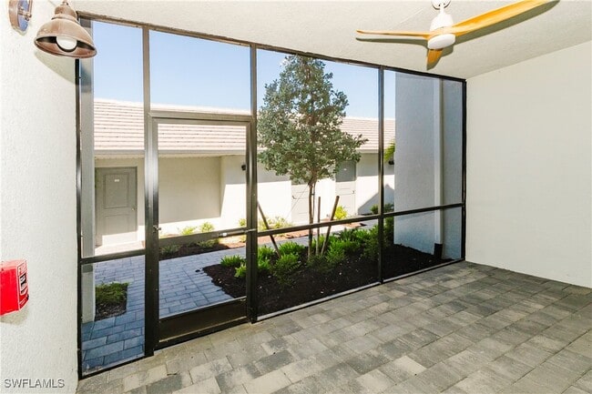 Photo - 5467 Double Eagle Cir Unit 3216