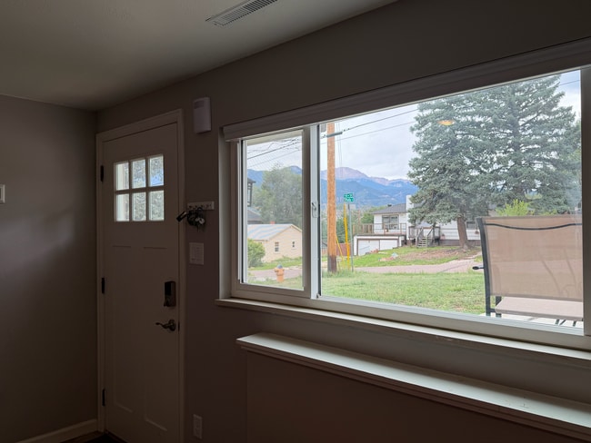 Photo - 215 N 14th St