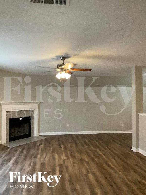 Photo - 1219 Mable St SW